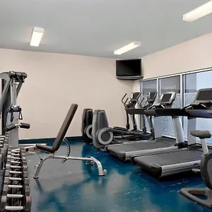 Four Points By Sheraton & West *** YYC